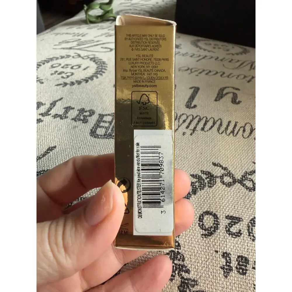 YSl Tatouage Couture Matte Stain Shade 17 Unconventional Coral